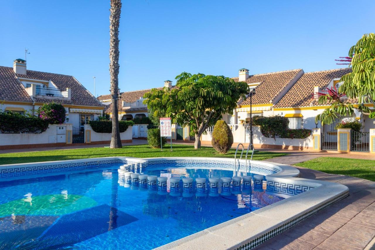 Villa Pool-Side Townhouse In Cabo Roig Orihuela Esterno foto